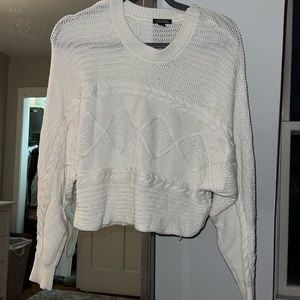 BEST WHITE SWEATER